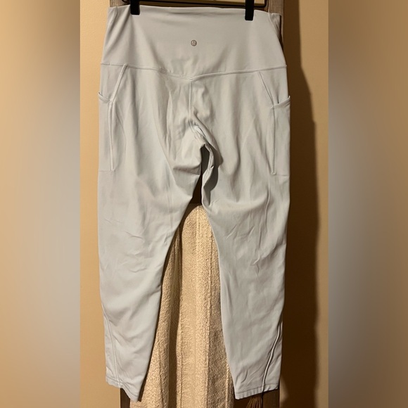 Like new Lululemon Align High-Rise Pant with Pockets 25" size 12 - Picture 6 of 6